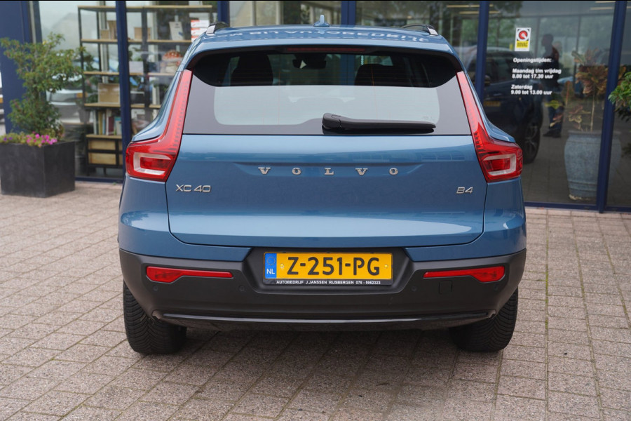 Volvo XC40 2.0 B4 Plus Dark|Prijs rijklaar incl 12 mnd garantie|Elek Thaak Camera Harman Kardon
