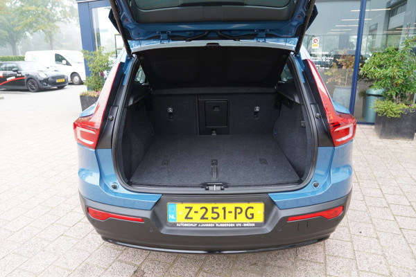 Volvo XC40 2.0 B4 Plus Dark|Prijs rijklaar incl 12 mnd garantie|Elek Thaak Camera Harman Kardon