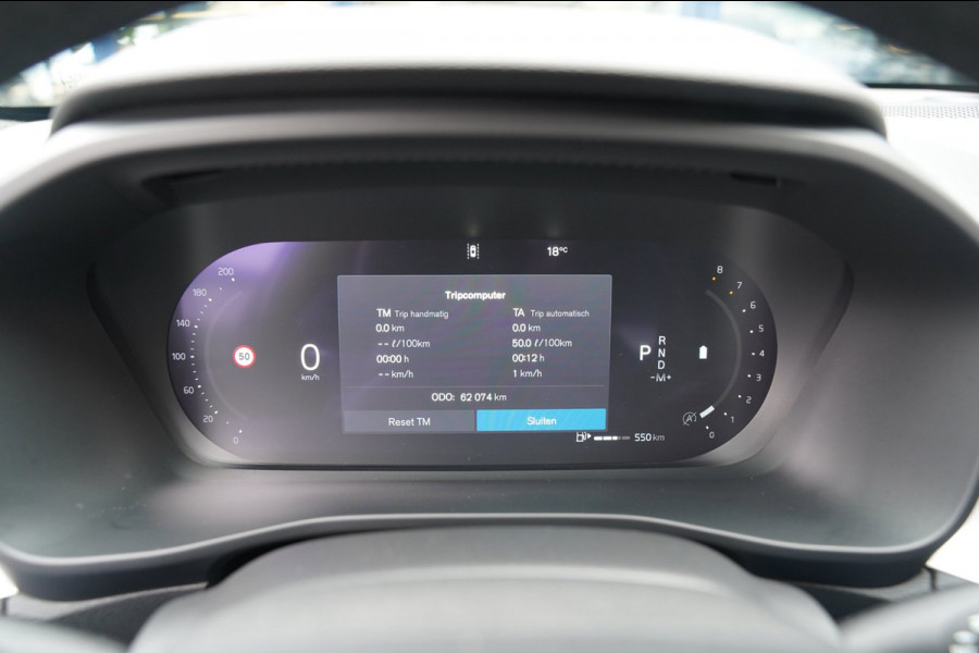Volvo XC40 2.0 B4 Plus Dark|Prijs rijklaar incl 12 mnd garantie|Elek Thaak Camera Harman Kardon