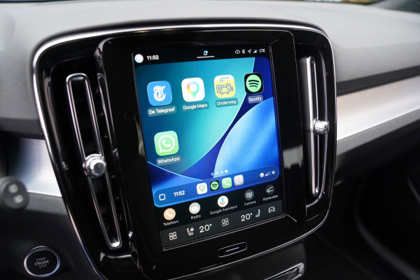 Volvo XC40 2.0 B4 Plus Dark|Prijs rijklaar incl 12 mnd garantie|Elek Thaak Camera Harman Kardon