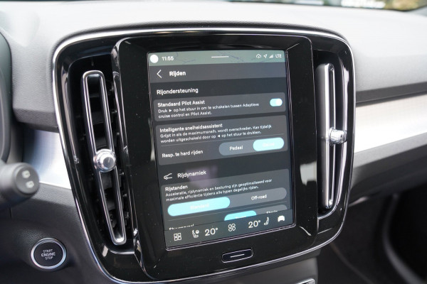 Volvo XC40 2.0 B4 Plus Dark|Prijs rijklaar incl 12 mnd garantie|Elek Thaak Camera Harman Kardon