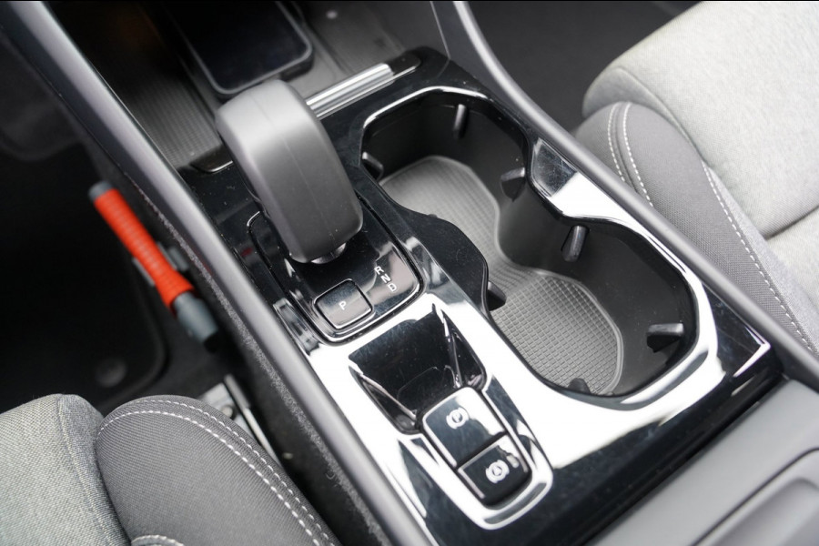Volvo XC40 2.0 B4 Plus Dark|Prijs rijklaar incl 12 mnd garantie|Elek Thaak Camera Harman Kardon