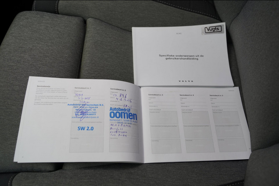 Volvo XC40 2.0 B4 Plus Dark|Prijs rijklaar incl 12 mnd garantie|Elek Thaak Camera Harman Kardon