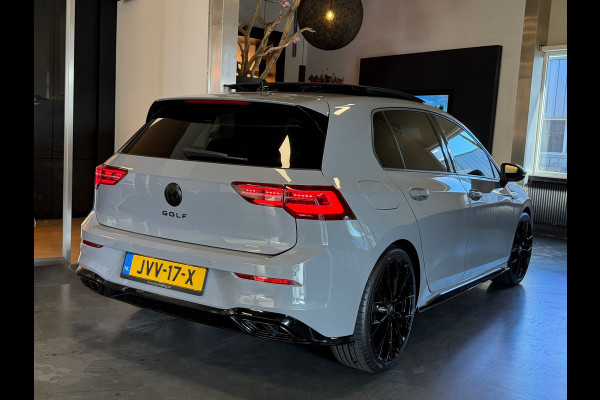 Volkswagen Golf 1.5 eTSI R-Line Panorama IQ-lights Harman Kardon