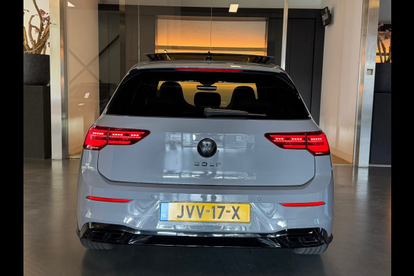 Volkswagen Golf 1.5 eTSI R-Line Panorama IQ-lights Harman Kardon