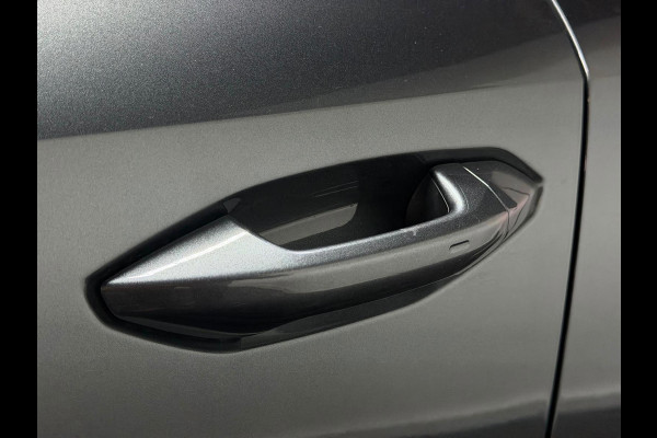 Audi A3 Sportback 35 TFSI S-Line HuD|Pano|Trekhaak|Sonos|Full Option!