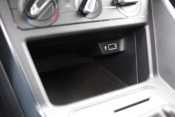Volkswagen Polo 1.0 MPI 65PK Trendline | BTW | Cruise Control | Bluetooth