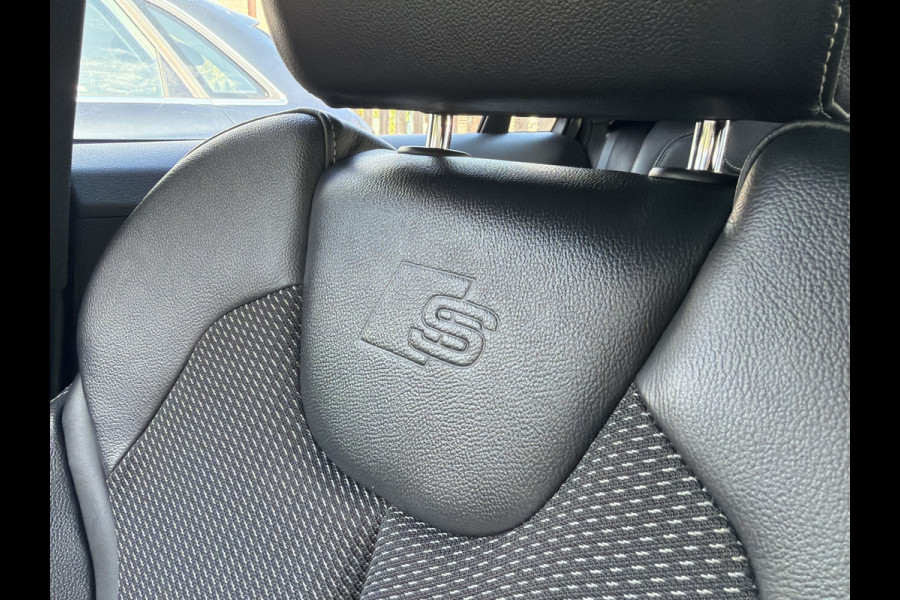 Audi Q2 35 TFSI 150PK S-LINE EDITION LED/NAVI/B&O-SOUND/LEDER
