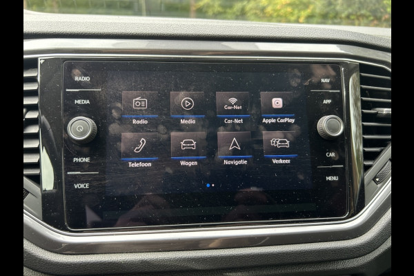 Volkswagen T-Roc 1.5 TSI 150pk Automaat Navi, ACC, 18" LMV, Trekhaak afn.
