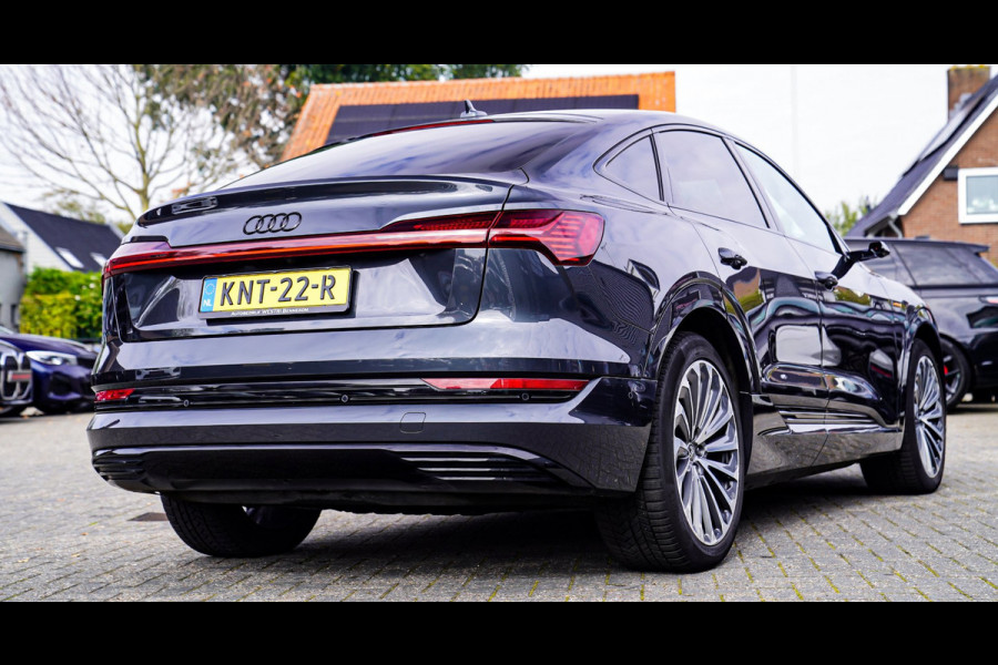 Audi e-tron Sportback 55 quattro S edition 95 kWh |Virtual Mirrors | Head up | Panorama | 360 cam | Trekhaak | Assistentiepakket |