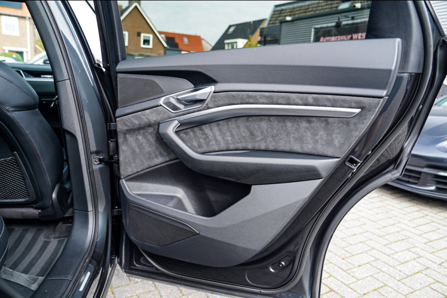 Audi e-tron Sportback 55 quattro S edition 95 kWh |Virtual Mirrors | Head up | Panorama | 360 cam | Trekhaak | Assistentiepakket |