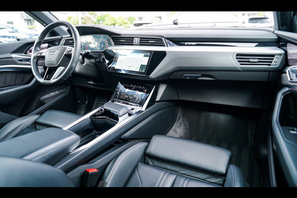 Audi e-tron Sportback 55 quattro S edition 95 kWh |Virtual Mirrors | Head up | Panorama | 360 cam | Trekhaak | Assistentiepakket |