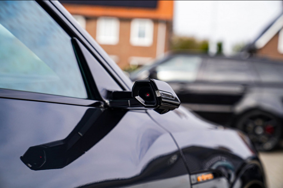 Audi e-tron Sportback 55 quattro S edition 95 kWh |Virtual Mirrors | Head up | Panorama | 360 cam | Trekhaak | Assistentiepakket |
