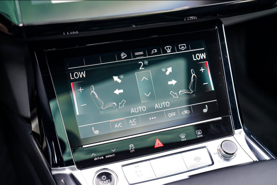 Audi e-tron Sportback 55 quattro S edition 95 kWh |Virtual Mirrors | Head up | Panorama | 360 cam | Trekhaak | Assistentiepakket |