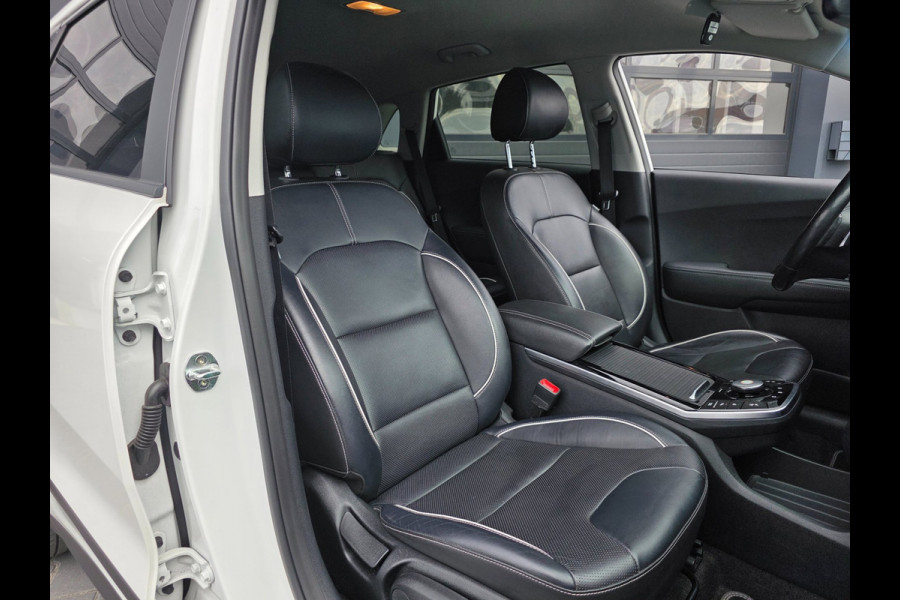 Kia e-Niro ExecutiveLine 64 kWh | 100% SOH | LEDER | CAMERA | JBL | STOELVERWARMING/VENTILATIE |