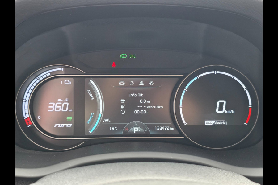 Kia e-Niro ExecutiveLine 64 kWh | 100% SOH | LEDER | CAMERA | JBL | STOELVERWARMING/VENTILATIE |