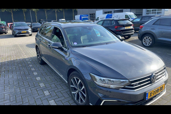Volkswagen Passat Variant 1.4 TSI PHEV GTE Business pano