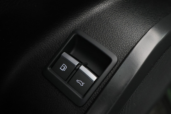 Audi Q5 50 TFSI e S edition Virtual Cockpit, ACC, Camera, Apple Carplay, Keyless, Trekhaak, 22"