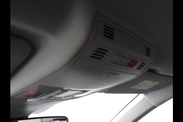 Volkswagen Taigo 1.0 TSI 110pk DSG Life Plus Navigatie Apple Carplay/Android Auto Digitale Cockpit Adaptieve Cruise Control Dab Verwarmde stoelen
