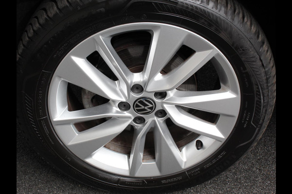 Volkswagen Taigo 1.0 TSI 110pk DSG Life Plus Navigatie Apple Carplay/Android Auto Digitale Cockpit Adaptieve Cruise Control Dab Verwarmde stoelen