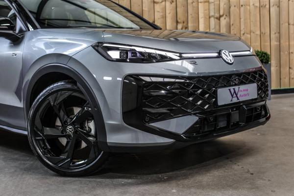Volkswagen T-Roc 1.5 eTsi R-Line *Pano*H/K*Head-Up*360 Camera*Trekhaak*