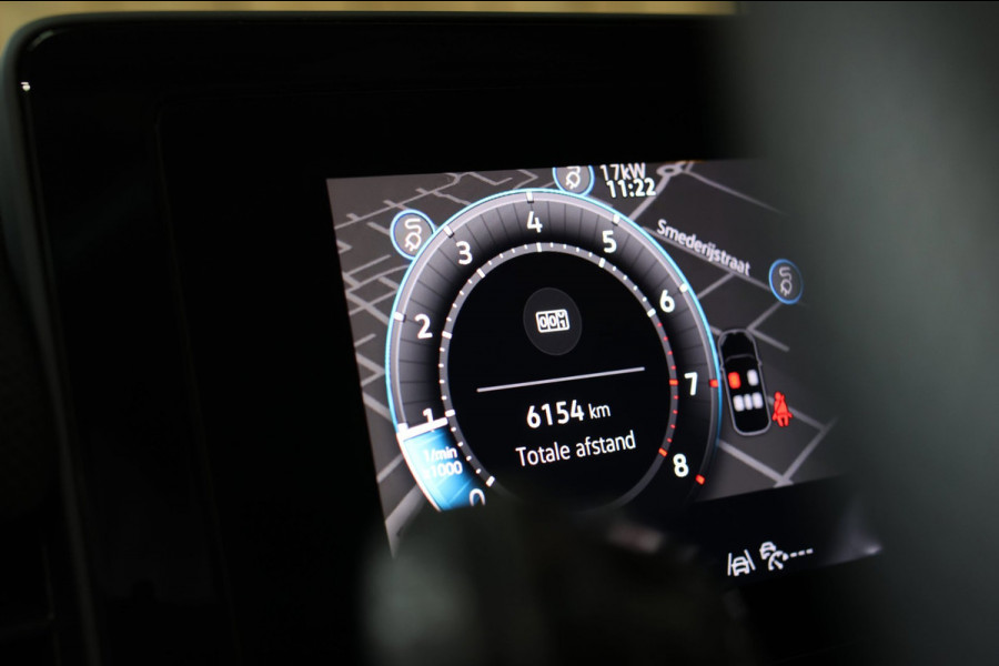 Volkswagen T-Roc 1.5 eTsi R-Line *Pano*H/K*Head-Up*360 Camera*Trekhaak*