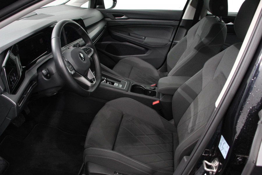 Volkswagen Golf Variant 1.5 eTSI 150pk DSG Style Navigatie Wireless App Connect / Apple Carplay / Android Auto Climate Control Virtual Cockpit Adaptieve Cruise Control Led