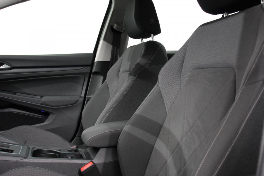 Volkswagen Golf Variant 1.5 eTSI 150pk DSG Style Navigatie Wireless App Connect / Apple Carplay / Android Auto Climate Control Virtual Cockpit Adaptieve Cruise Control Led