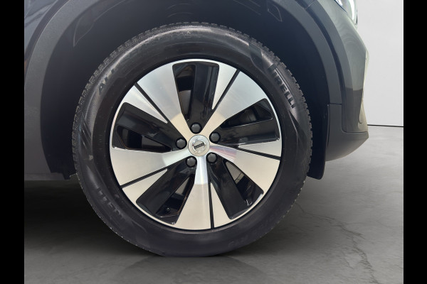 Volvo XC40 T4 Aut. Plug-in Hybrid Plus Dark ACC Stoelverwarming Parkeercamera 211pk
