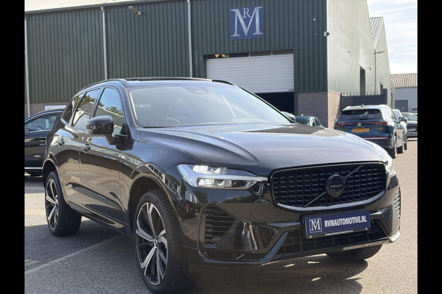 Volvo XC60 2.0 T8 Plug-in hybrid AWD Plus Dark VAN: 52.900,- VOOR: 50.877,-,- UW HERFSTVOORDEEL: 2.023,-| LUCHTVERING| PANO| HARMAN KARDON| MEMORY STOELEN| ACHTERBANK VERWARMD| HUD| 360 CAMERA| RECENT ONDERHOUD GEHAD BIJ VOLVO DEALER\ FABRIEKSGARANTIE|