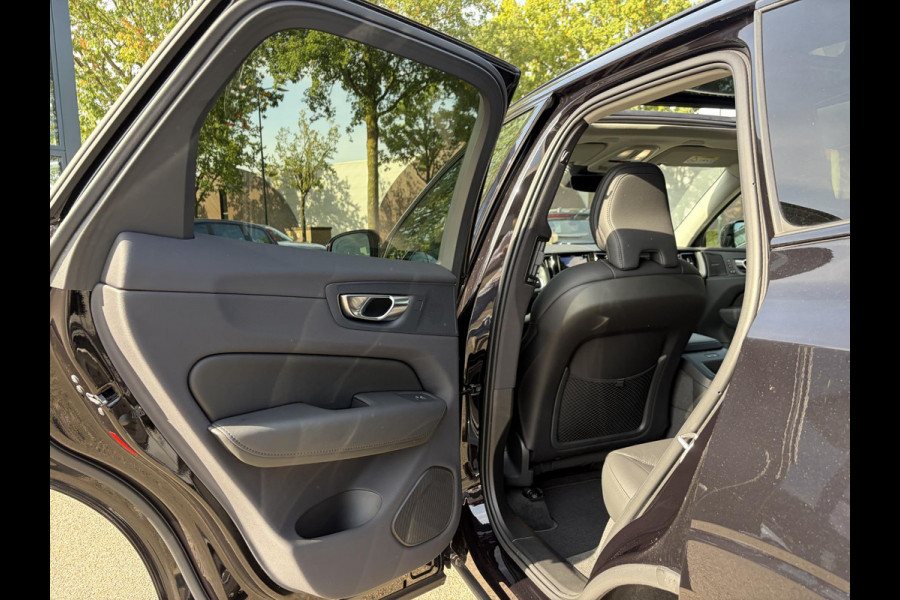 Volvo XC60 2.0 T8 Plug-in hybrid AWD Plus Dark VAN: 52.900,- VOOR: 50.877,-,- UW HERFSTVOORDEEL: 2.023,-| LUCHTVERING| PANO| HARMAN KARDON| MEMORY STOELEN| ACHTERBANK VERWARMD| HUD| 360 CAMERA| RECENT ONDERHOUD GEHAD BIJ VOLVO DEALER\ FABRIEKSGARANTIE|