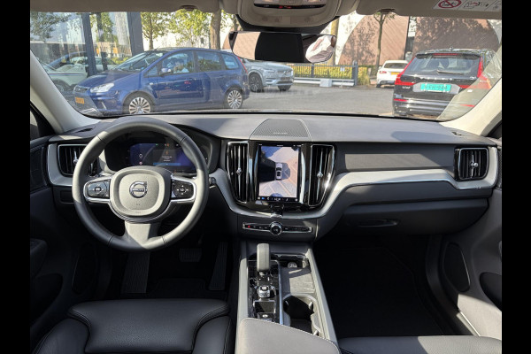 Volvo XC60 2.0 T8 Plug-in hybrid AWD Plus Dark VAN: 52.900,- VOOR: 50.877,-,- UW HERFSTVOORDEEL: 2.023,-| LUCHTVERING| PANO| HARMAN KARDON| MEMORY STOELEN| ACHTERBANK VERWARMD| HUD| 360 CAMERA| RECENT ONDERHOUD GEHAD BIJ VOLVO DEALER\ FABRIEKSGARANTIE|