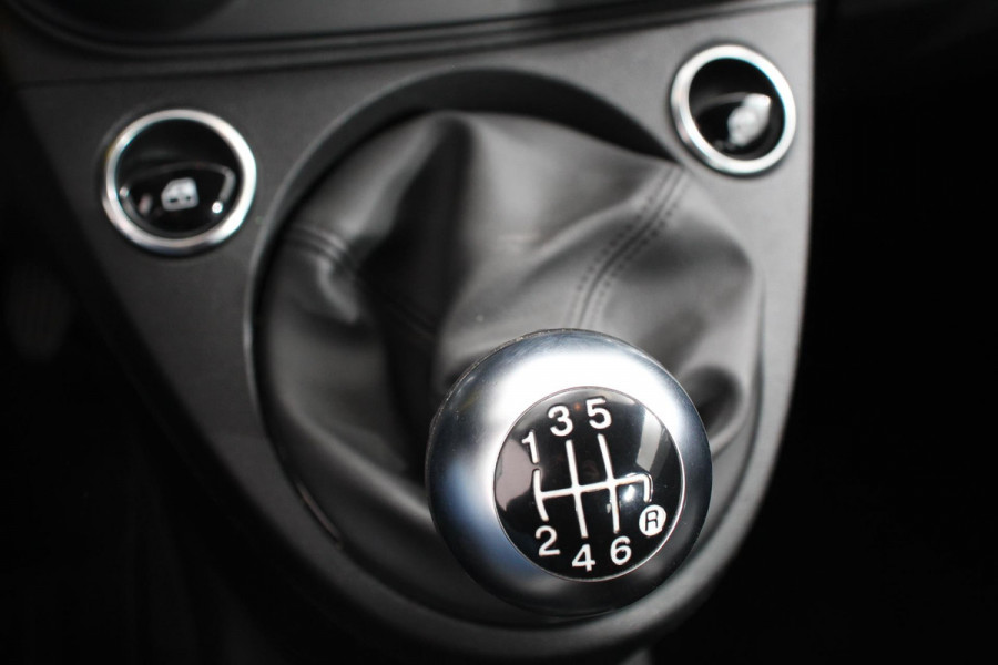 Fiat 500 1.0 69pk Hybrid Connect Navigatie Apple Carplay/Android Auto Cruise Control Airco Start/Stop Systeem