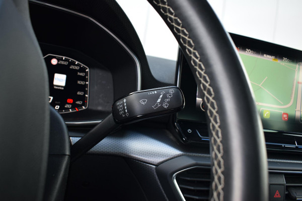 Seat Leon 1.0 TSI Style Launch Edition | Apple CarPlay | Stuur- en Stoelverw. | Camera
