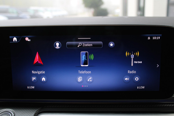 Mercedes-Benz V-Klasse 300d / AMG / Exclusive / 7-persoons / Elec Stoelen / Burmester / Nightpakket / Vol Opties / NIEUWSTAAT.
