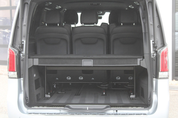 Mercedes-Benz V-Klasse 300d / AMG / Exclusive / 7-persoons / Elec Stoelen / Burmester / Nightpakket / Vol Opties / NIEUWSTAAT.