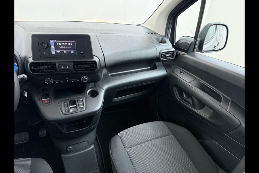 Citroën E-Berlingo Feel 50 kWh VAN: 26.900,- VOOR: 24.877,- UW HERFSTVOORDEEL: 2.023,-| 22.000KM!| SOH 100% | CRUISE| STANDKACHEL | LANE ASSIST