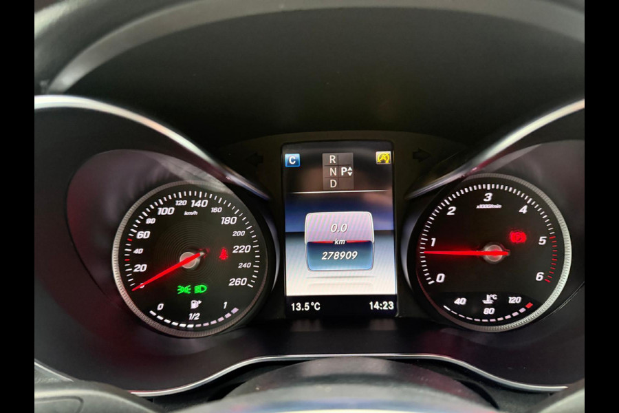 Mercedes-Benz GLC 220 d 4MATIC Premium Plus | 3/6/12MND GARANTIE | LED | CARPLAY | PANODAK | CRUISE | NAVI | TREKHAAK |
