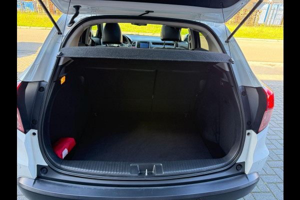 Honda HR-V 1.5 i-VTEC Executive | 1E EIGENAAR | 3/6/12MND GARANTIE | AUTOMAAT | PANO | LED | DAB | NAVI | CRUISE |