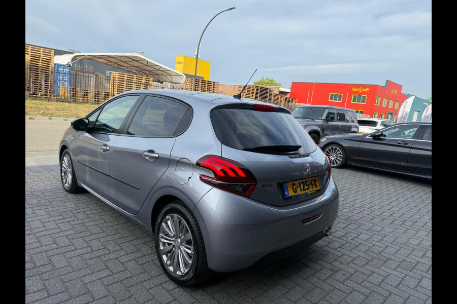 Peugeot 208 1.2 110PK GT-Line | 1E EIGENAAR | 3/6/12 MND GARANTIE | AUTOMAAT | PANO | NAVI | CARPLAY | CRUISE | LMV |