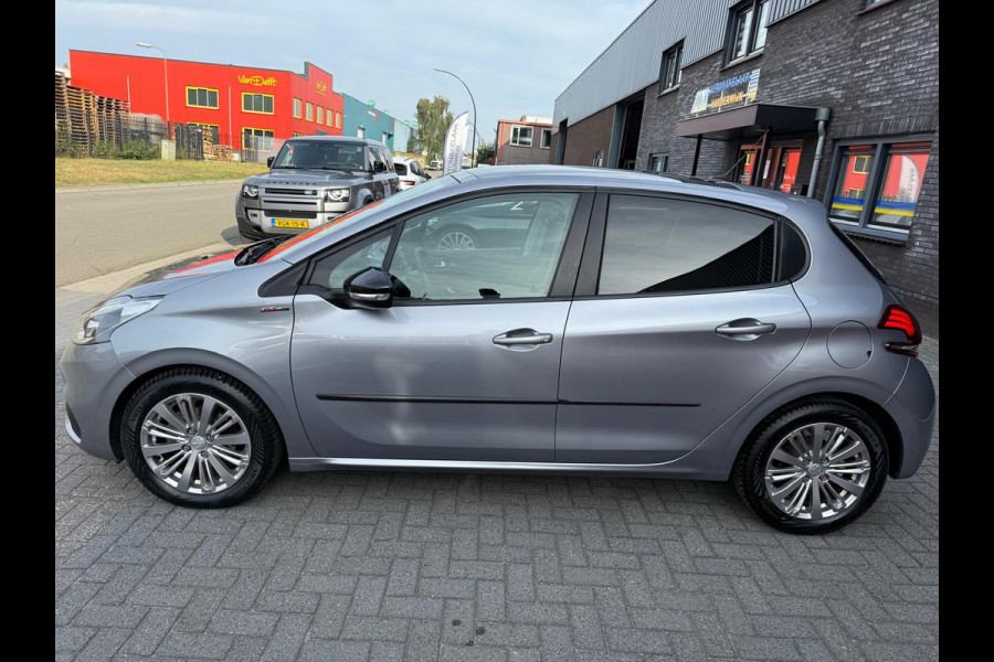 Peugeot 208 1.2 110PK GT-Line | 1E EIGENAAR | 3/6/12 MND GARANTIE | AUTOMAAT | PANO | NAVI | CARPLAY | CRUISE | LMV |