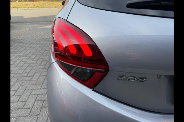 Peugeot 208 1.2 110PK GT-Line | 1E EIGENAAR | 3/6/12 MND GARANTIE | AUTOMAAT | PANO | NAVI | CARPLAY | CRUISE | LMV |