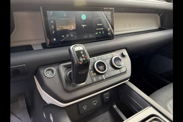 Land Rover Defender 2.0 D240 110 S | 3/6/12MND GARANTIE | GRIJSKENTEKEN| PANO | CRUISE | LED | CARPLAY | DAB | NAVI | LMV |