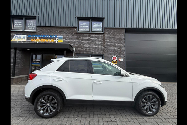 Volkswagen T-Roc 1.0 TSI Style | 1E EGENAAR | 3/6 OF 12MND GARANTIE | PANODAK | ACC | LANE ASSIST | AIRCO |