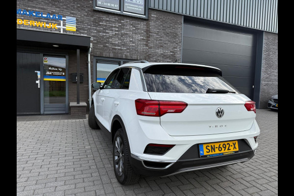 Volkswagen T-Roc 1.0 TSI Style | 1E EGENAAR | 3/6 OF 12MND GARANTIE | PANODAK | ACC | LANE ASSIST | AIRCO |