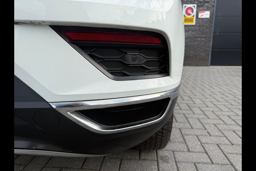 Volkswagen T-Roc 1.0 TSI Style | 1E EGENAAR | 3/6 OF 12MND GARANTIE | PANODAK | ACC | LANE ASSIST | AIRCO |