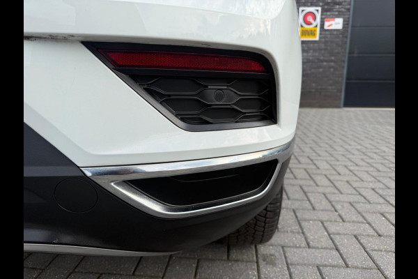 Volkswagen T-Roc 1.0 TSI Style | 1E EGENAAR | 3/6 OF 12MND GARANTIE | PANODAK | ACC | LANE ASSIST | AIRCO |