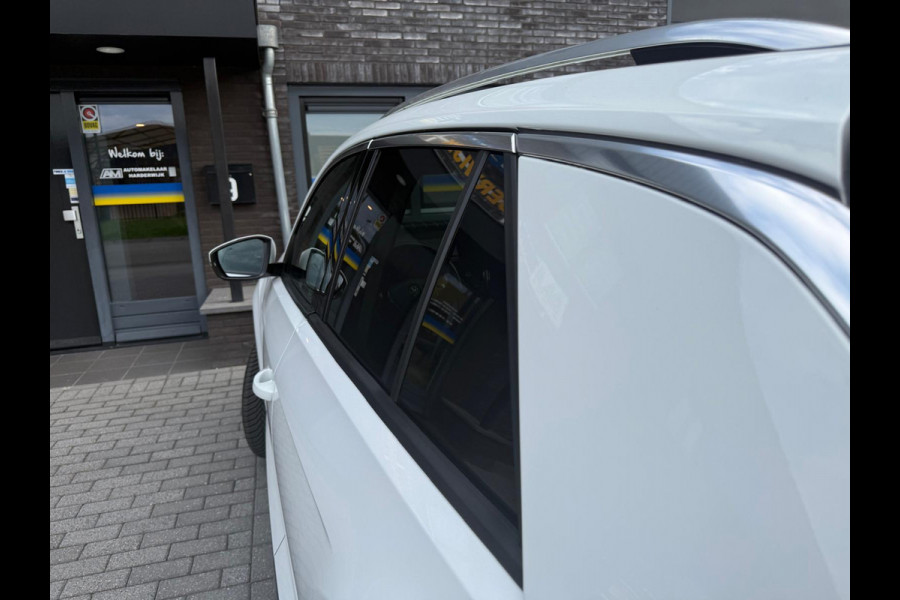 Volkswagen T-Roc 1.0 TSI Style | 1E EGENAAR | 3/6 OF 12MND GARANTIE | PANODAK | ACC | LANE ASSIST | AIRCO |