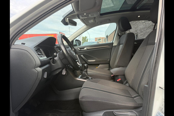 Volkswagen T-Roc 1.0 TSI Style | 1E EGENAAR | 3/6 OF 12MND GARANTIE | PANODAK | ACC | LANE ASSIST | AIRCO |