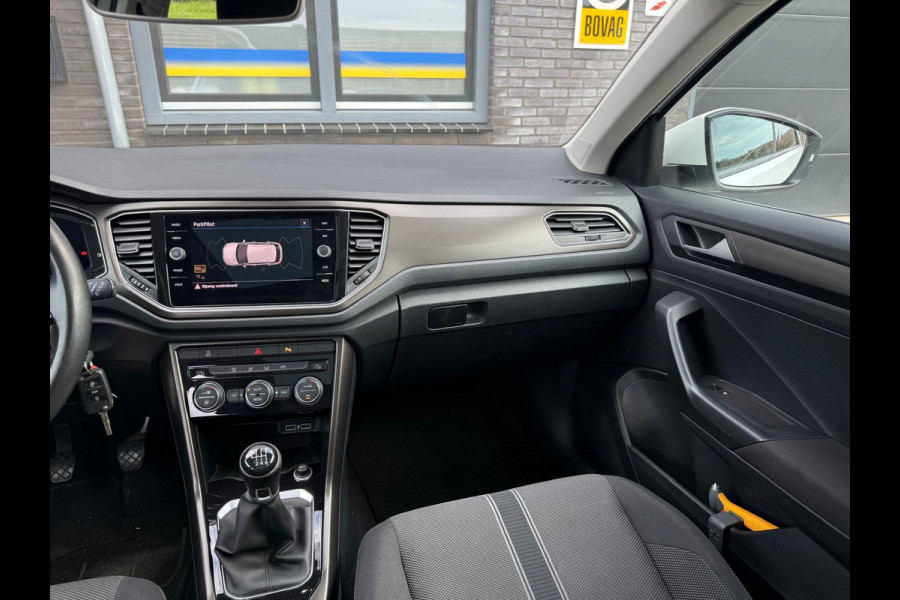 Volkswagen T-Roc 1.0 TSI Style | 1E EGENAAR | 3/6 OF 12MND GARANTIE | PANODAK | ACC | LANE ASSIST | AIRCO |